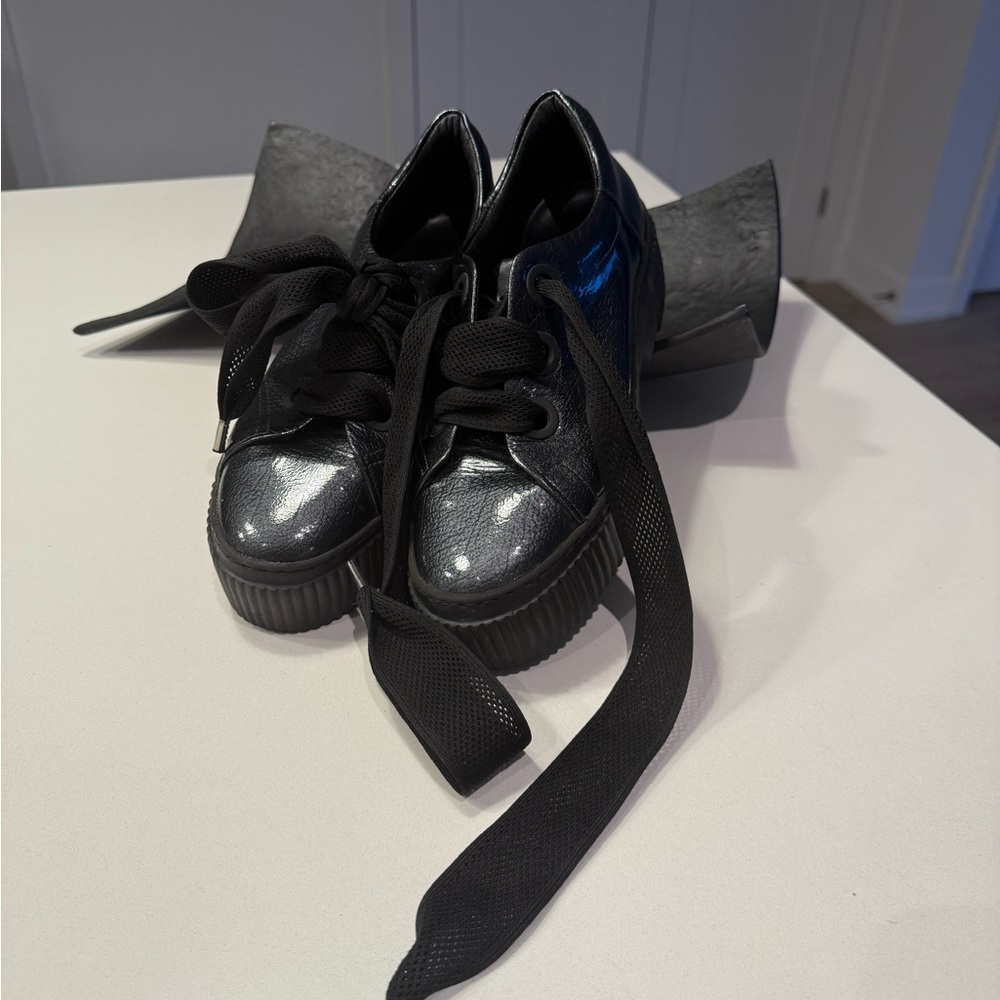 AGL Leather Sneakers - Like New | Size 7/7.5